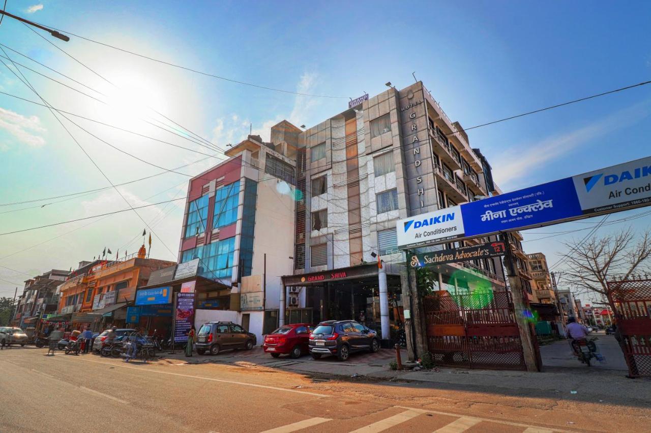 Oaktel Hotel Grand Shiva Near Ganga Ghat Haridwār Buitenkant foto